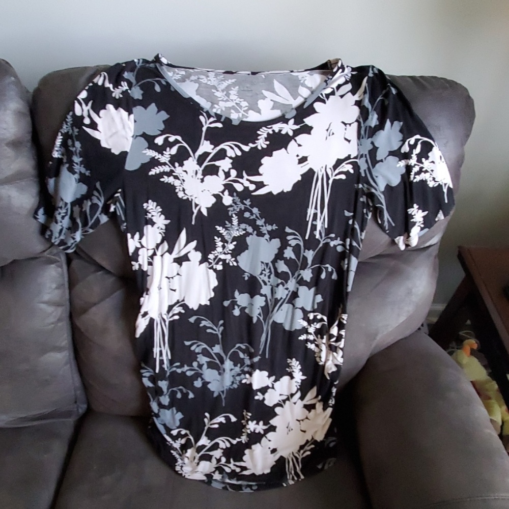 AGlow Maternity Shirt